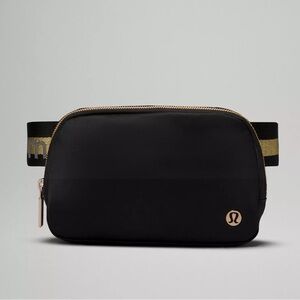 Lululemon Everywhere Belt Bag 1L *Wordmark